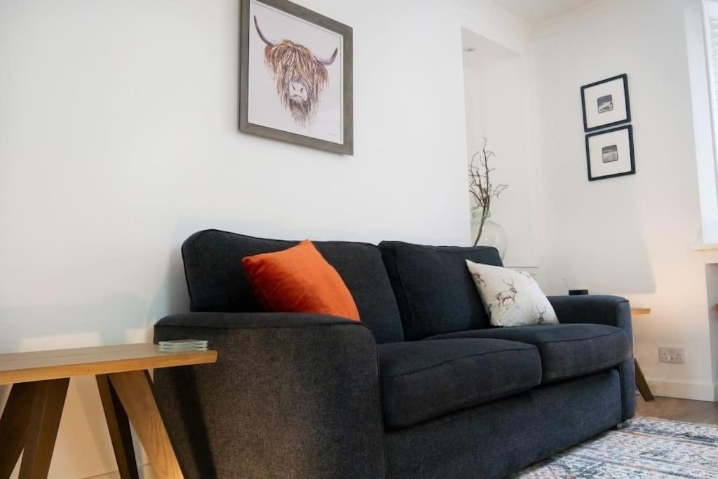 Central 2 Bedroom Luxury Home Close To River Ness Инвернесс Экстерьер фото